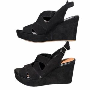 Clarks Women's Elegant Black Suede Platform Sandals Size 10